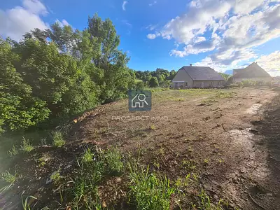 Terrain, 757 m²