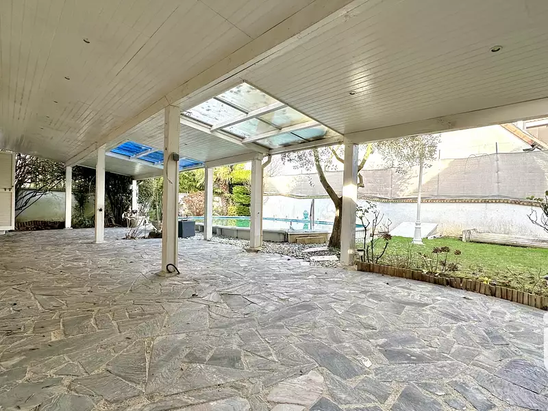 Maison, 195 m²