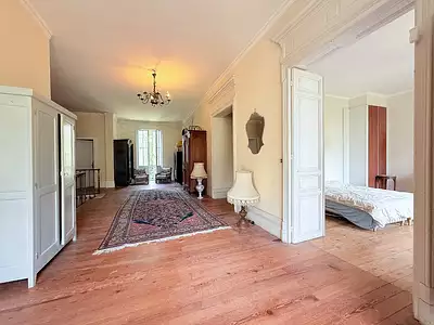 Maison, 840 m²