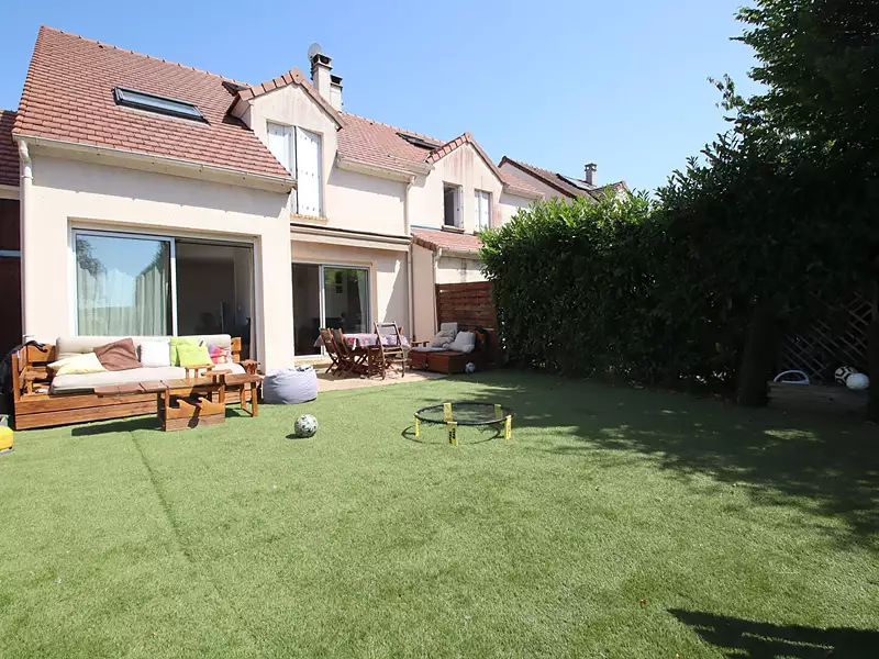 Maison, 125 m²