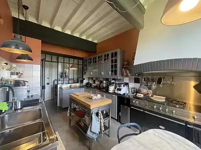 Maison, 700 m²