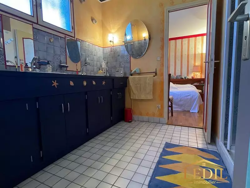 Maison, 334 m²