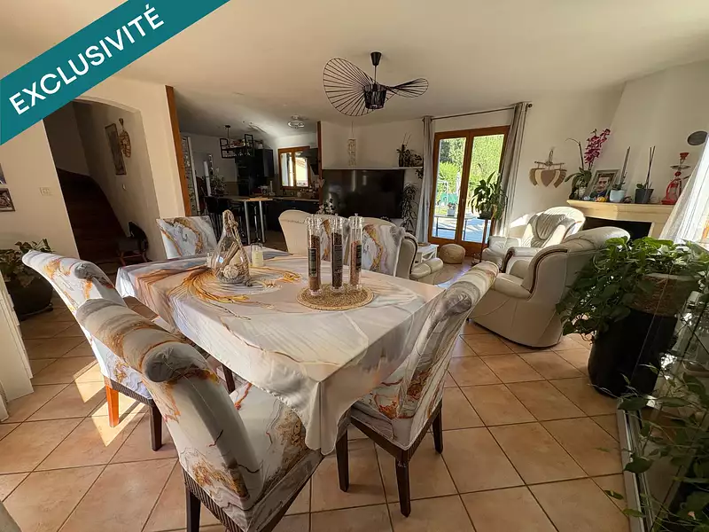 Maison, 107 m²