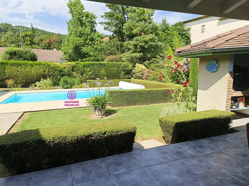 Maison, 180 m²