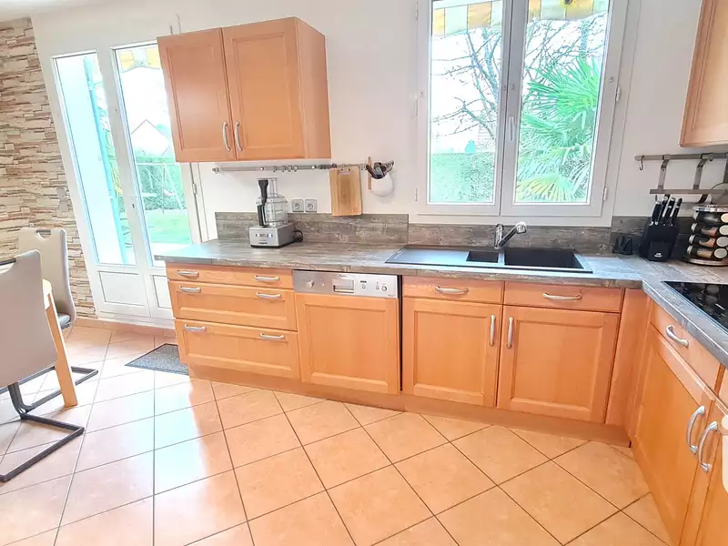 Maison, 182 m²