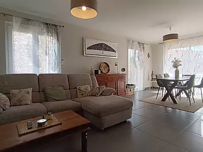 Maison, 166 m²