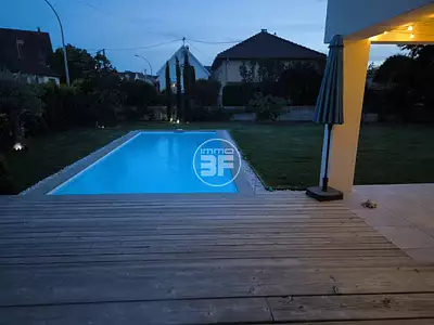 Maison, 308 m²