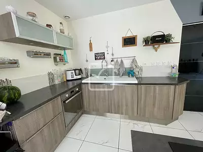 Maison, 165 m²