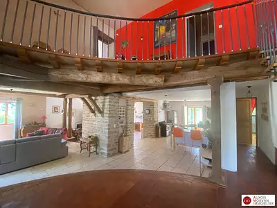 Maison, 260 m²
