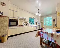 Maison, 221 m²