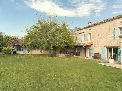Maison, 210 m²