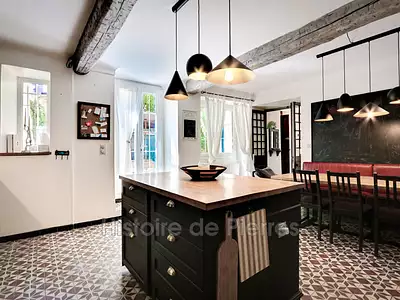 Maison, 400 m²
