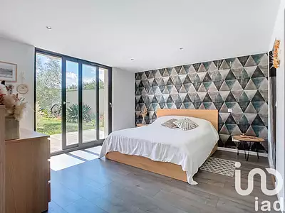 Maison, 240 m²