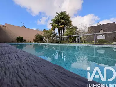 Maison, 230 m²