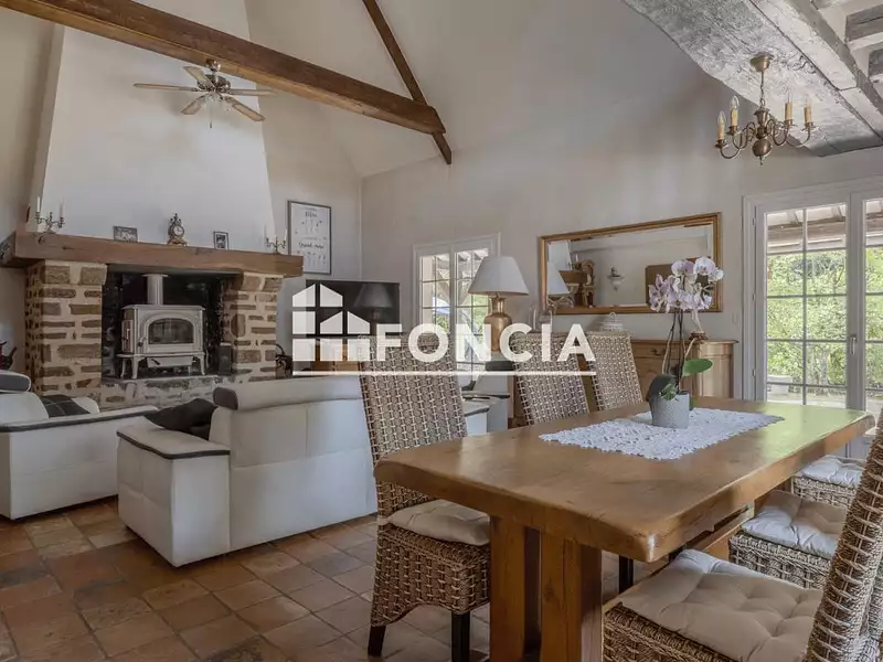 Maison, 195 m²