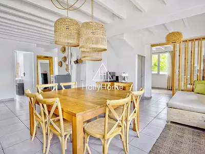 Maison, 146 m²