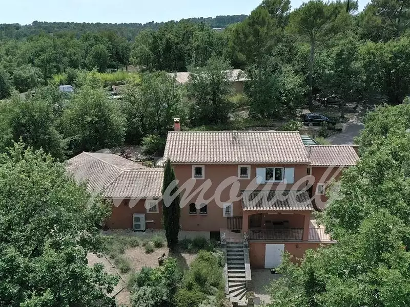 Maison, 228 m²