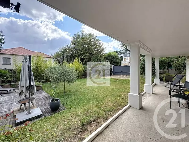 Maison, 237 m²