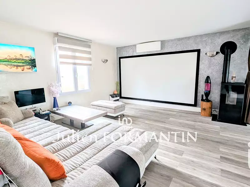 Maison, 200 m²