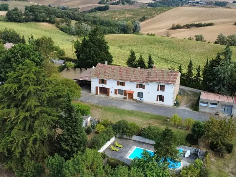 Maison, 316 m²