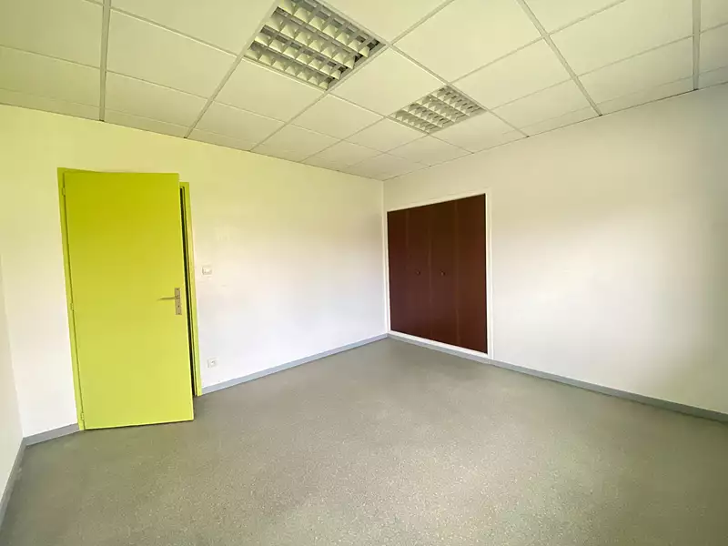 Divers, 390 m²