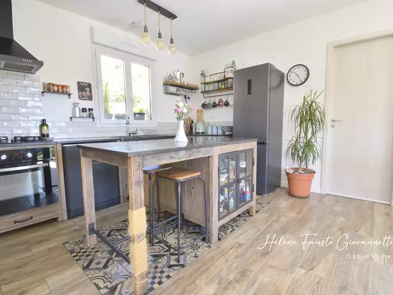 Maison, 93 m²