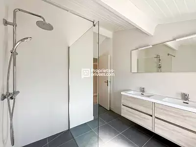 Maison, 177 m²