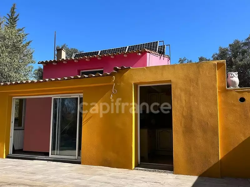 Terrain, 16 228 m²