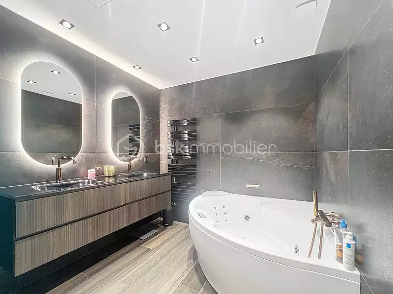 Appartement, 153 m²
