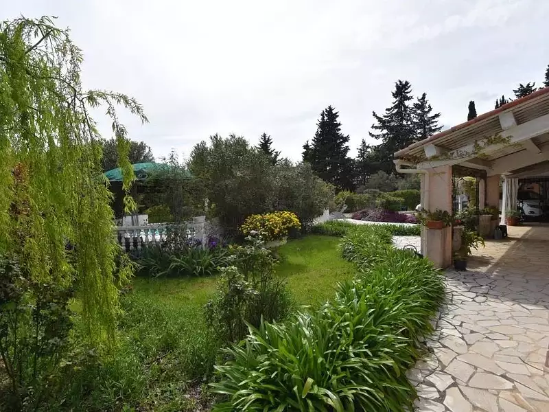 Maison, 213 m²