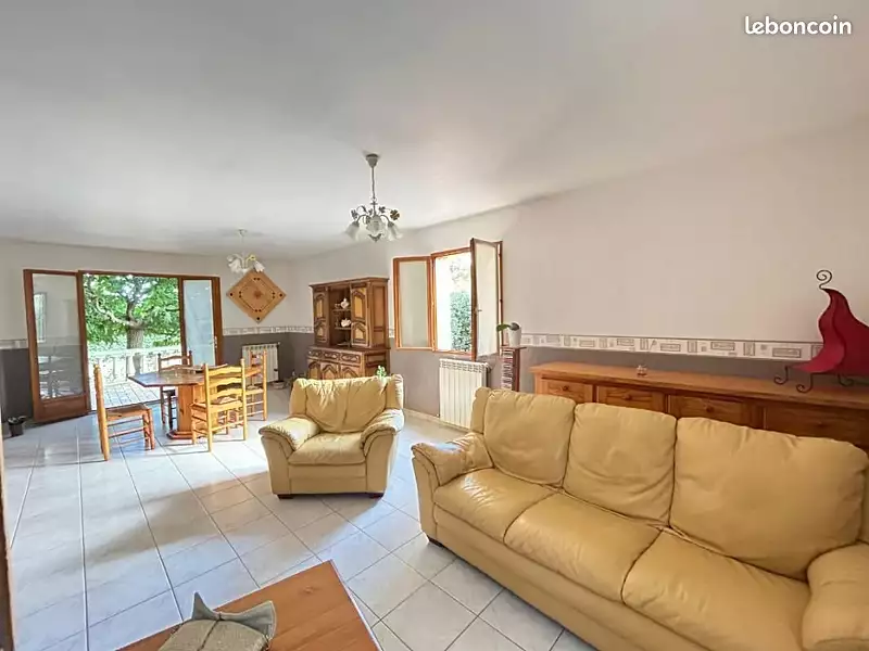 Maison, 156 m²