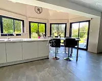 Maison, 275 m²