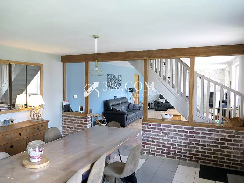 Maison, 158 m²
