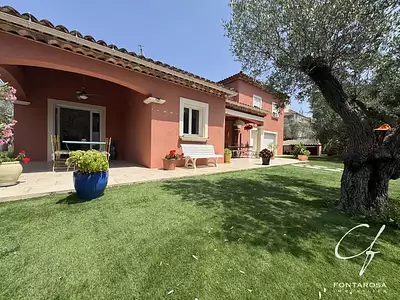 Maison, 278 m²