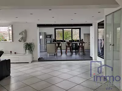 Maison, 181 m²