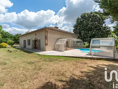 Maison, 215 m²