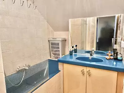 Maison, 285 m²