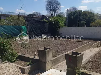Terrain, 230 m²