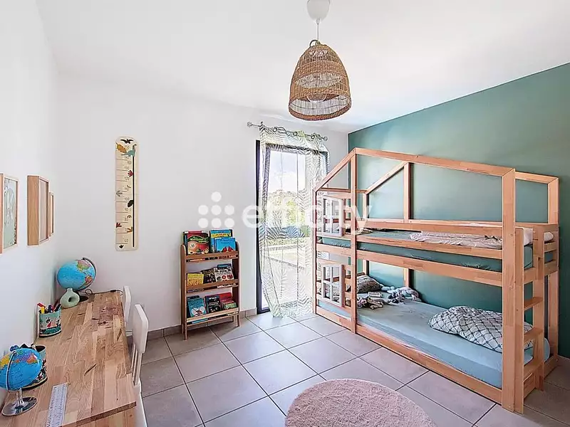 Maison, 105 m²