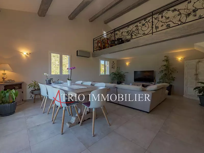 Maison, 160 m²
