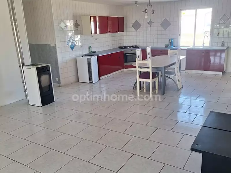 Maison, 208 m²