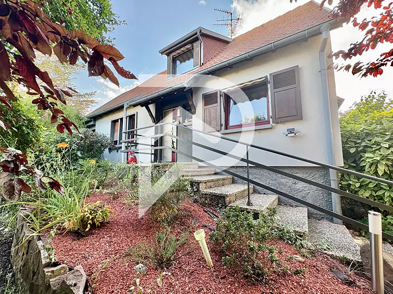 Maison, 180 m²