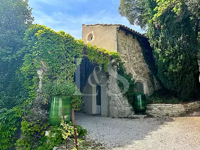 Maison, 320 m²