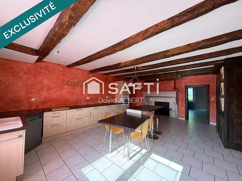 Maison, 248 m²