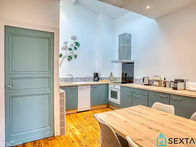 Maison, 255 m²