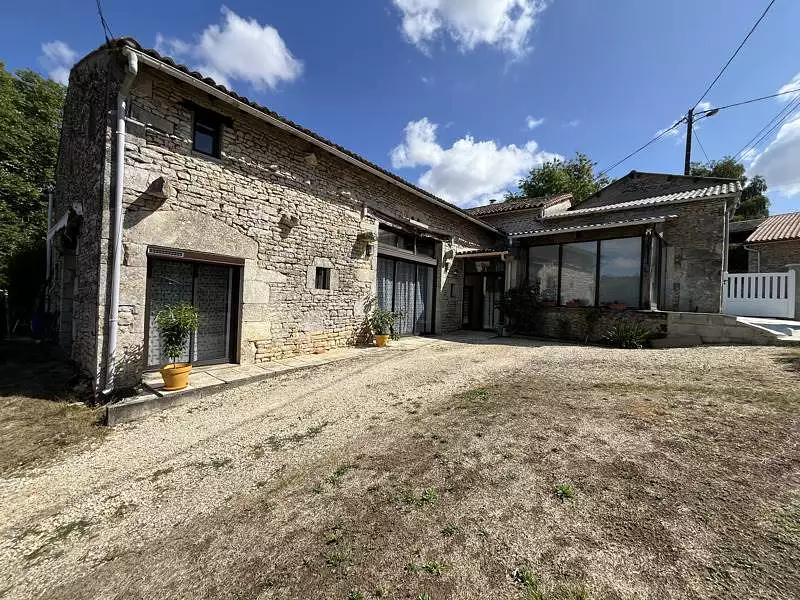 Maison, 156 m²