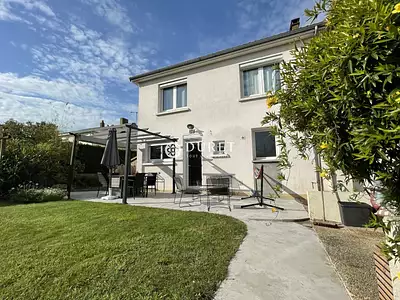 Maison, 106 m²
