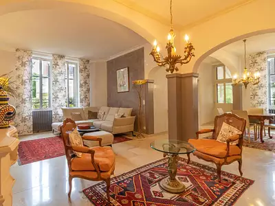 Maison, 233 m²