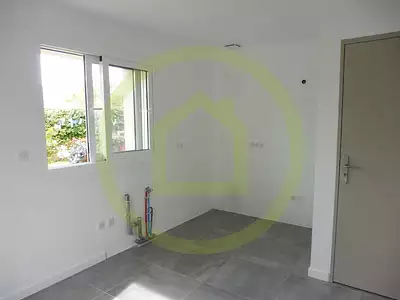 Maison, 215 m²