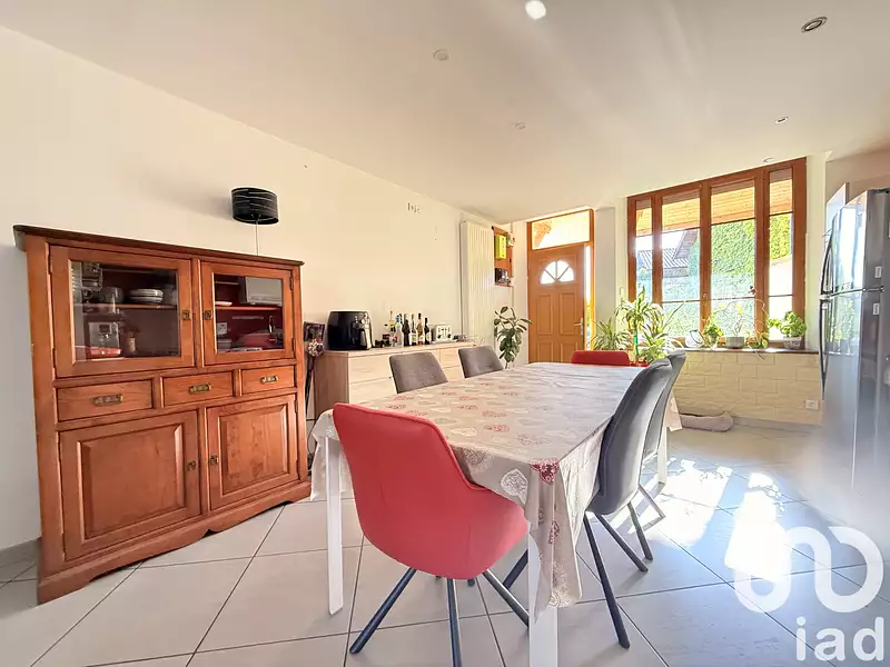 Maison, 210 m²